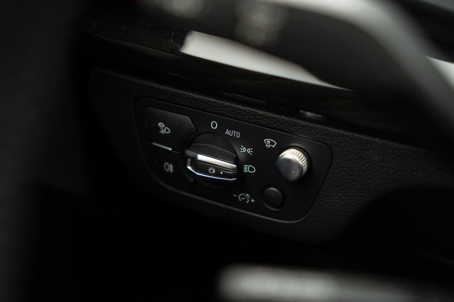 Продам Audi Q5 Prestige 2018 года в Черновцах