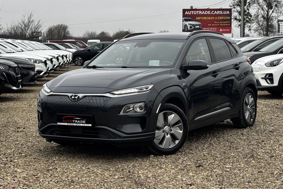 Продам Hyundai Kona 64квт авто у Львові  2020 года в Львове