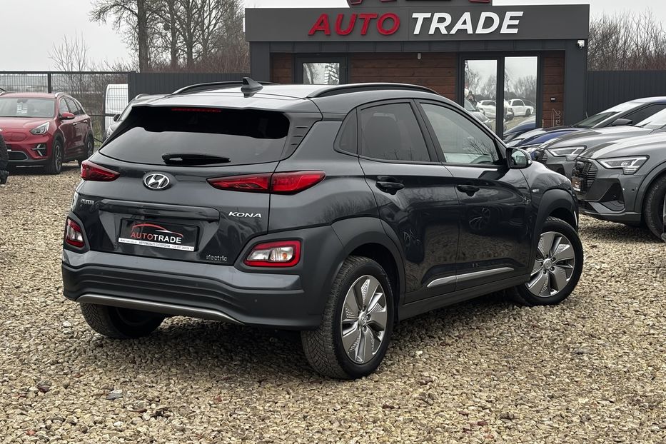 Продам Hyundai Kona 64квт авто у Львові  2020 года в Львове