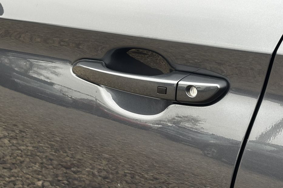 Продам Hyundai Kona 64квт авто у Львові  2020 года в Львове