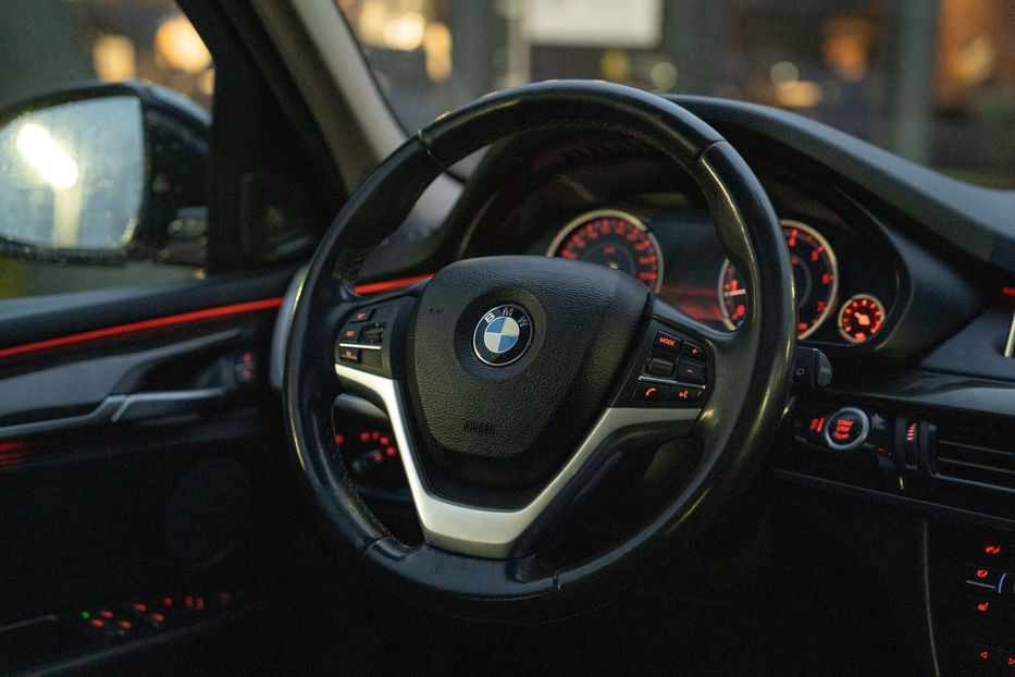 Продам BMW X5 35i xDrive 2015 года в Черновцах