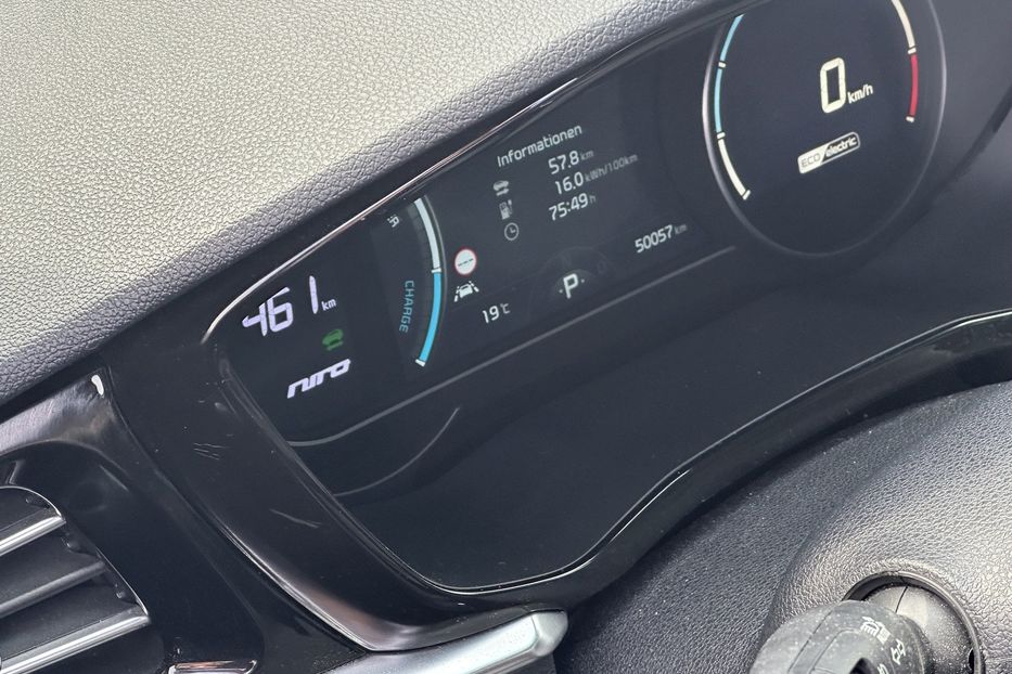 Продам Kia Niro 64квт  2021 года в Львове