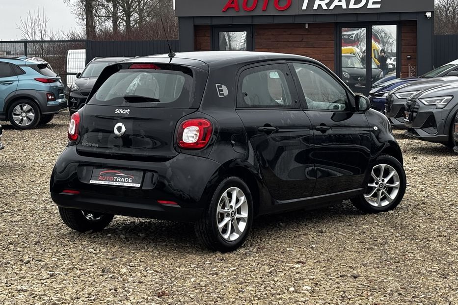 Продам Smart Forfour 22 квт авто у Львові 2018 года в Львове
