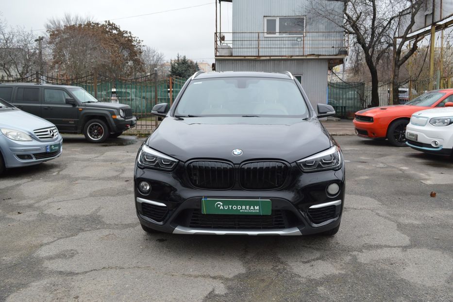 Продам BMW X1 2017 года в Одессе