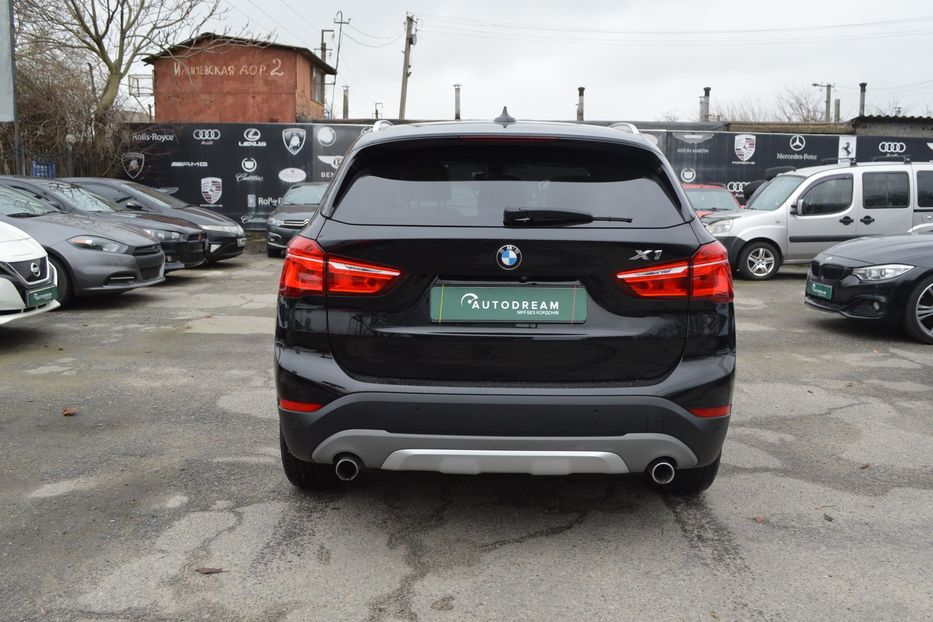 Продам BMW X1 2017 года в Одессе