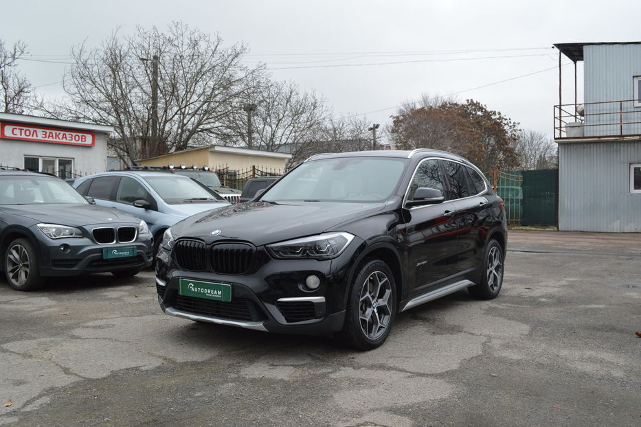 Продам BMW X1 2017 года в Одессе