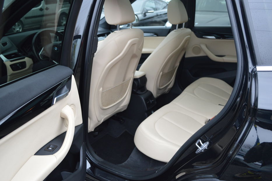 Продам BMW X1 2017 года в Одессе