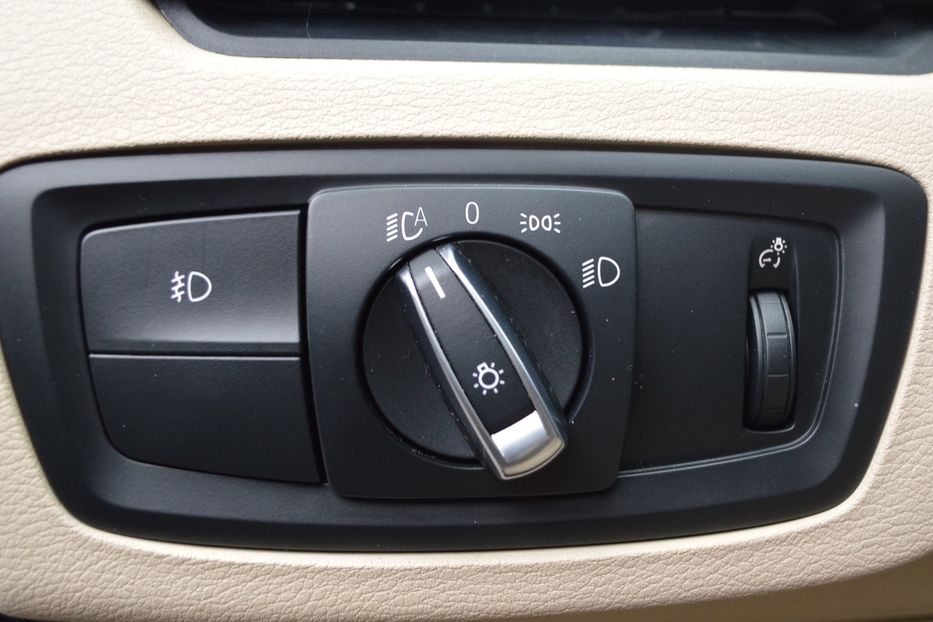 Продам BMW X1 2017 года в Одессе