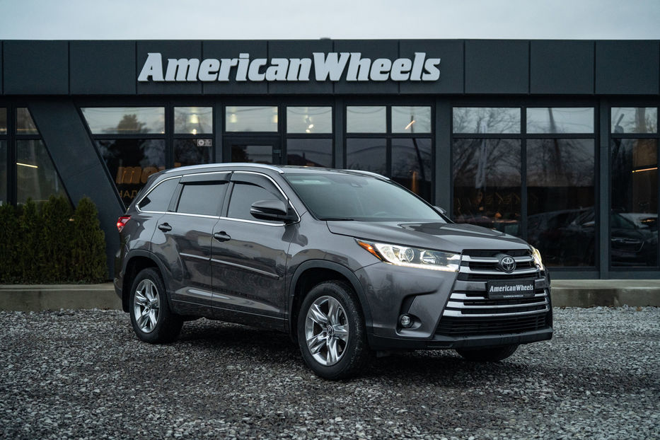Продам Toyota Highlander Limited 2019 года в Черновцах
