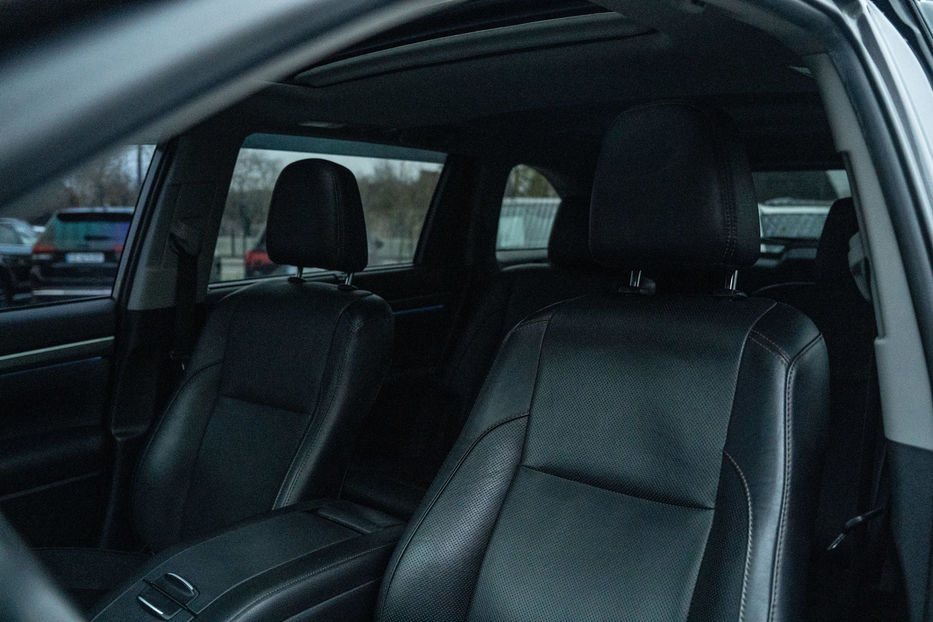 Продам Toyota Highlander Limited 2019 года в Черновцах