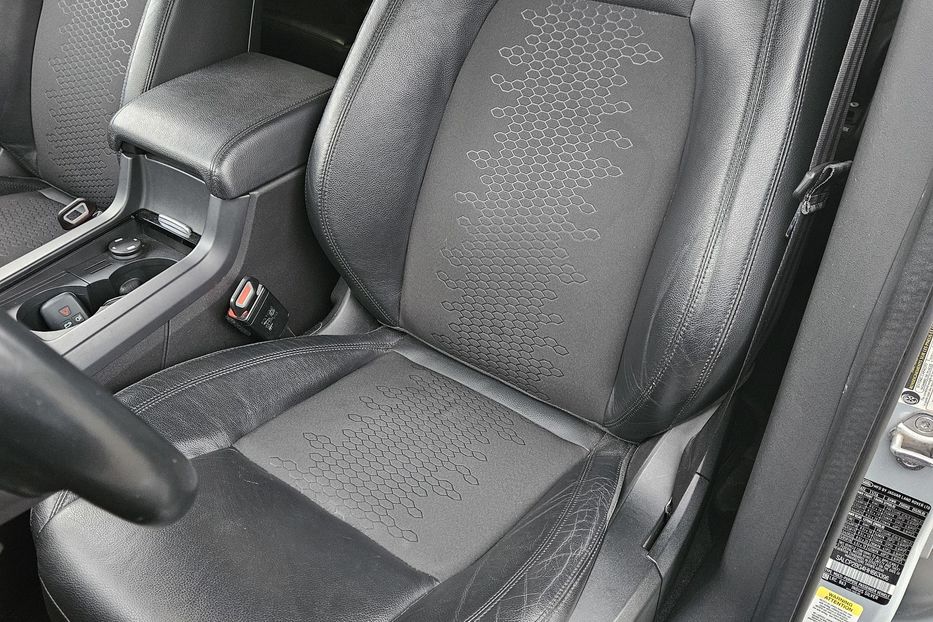 Продам Land Rover Discovery Sport 2016 года в Киеве