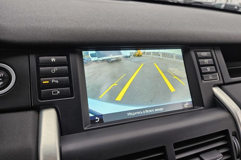 Продам Land Rover Discovery Sport 2016 года в Киеве