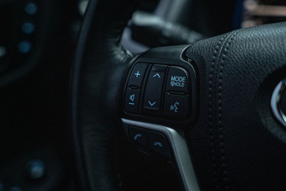 Продам Toyota Highlander Limited 2019 года в Черновцах