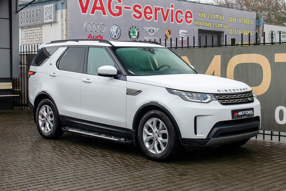 Продам Land Rover Discovery 2.0TDI SE 2018 года в Киеве