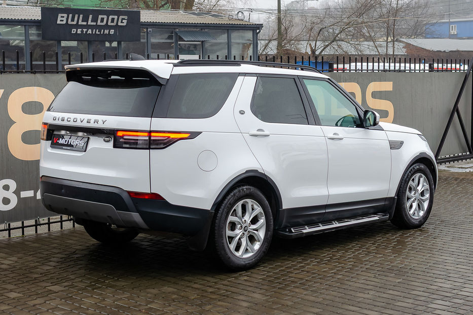 Продам Land Rover Discovery 2.0TDI SE 2018 года в Киеве
