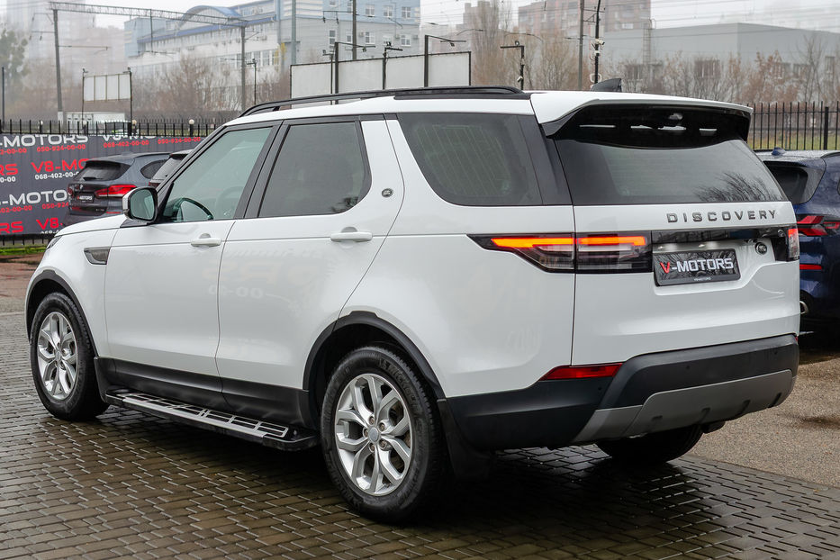 Продам Land Rover Discovery 2.0TDI SE 2018 года в Киеве