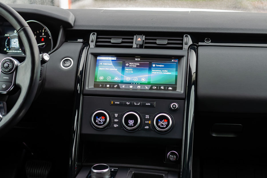 Продам Land Rover Discovery 2.0TDI SE 2018 года в Киеве