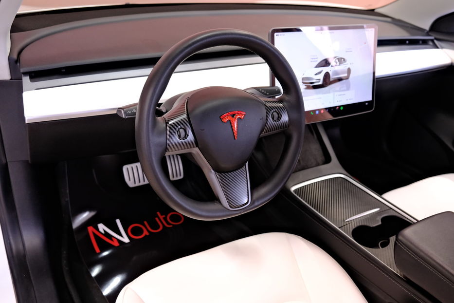 Продам Tesla Model 3 Dual Motor 2022 года в Одессе