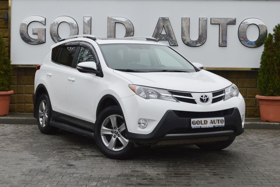 Продам Toyota Rav 4 XLE 2015 года в Одессе