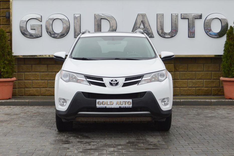 Продам Toyota Rav 4 XLE 2015 года в Одессе