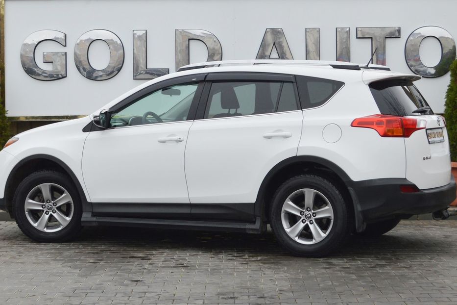 Продам Toyota Rav 4 XLE 2015 года в Одессе