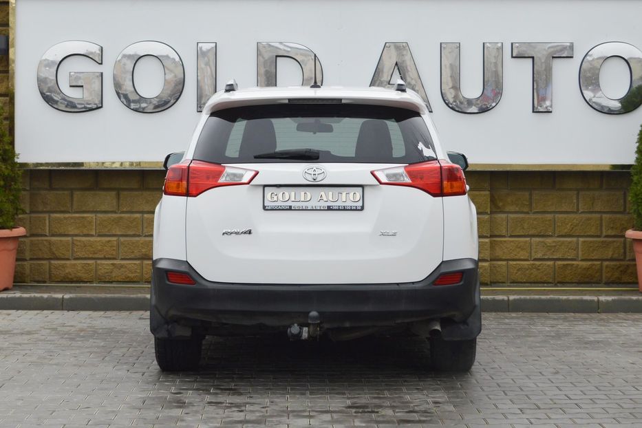 Продам Toyota Rav 4 XLE 2015 года в Одессе