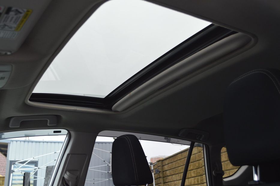 Продам Toyota Rav 4 XLE 2015 года в Одессе