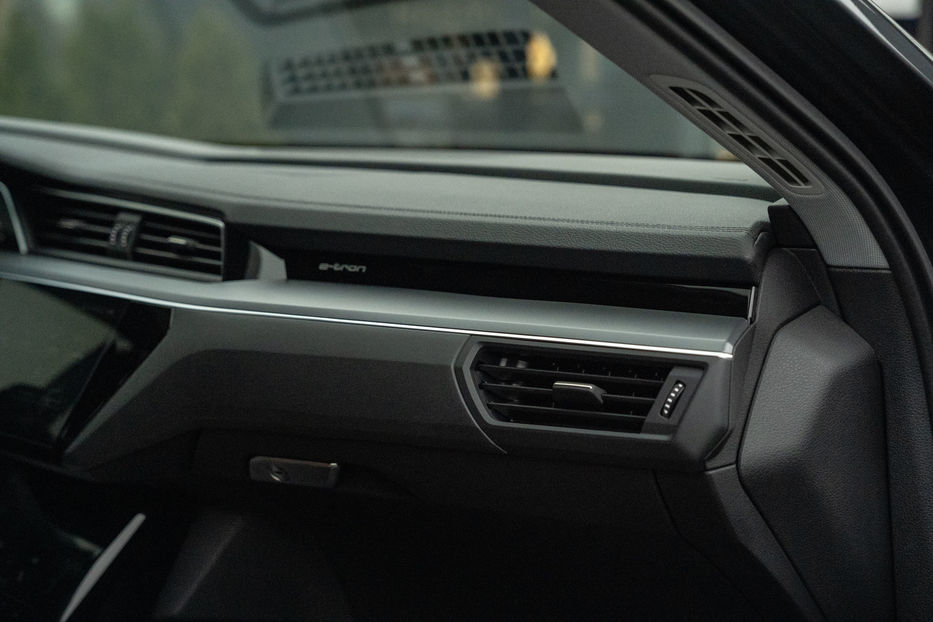 Продам Audi E-Tron Sportback 2022 года в Черновцах