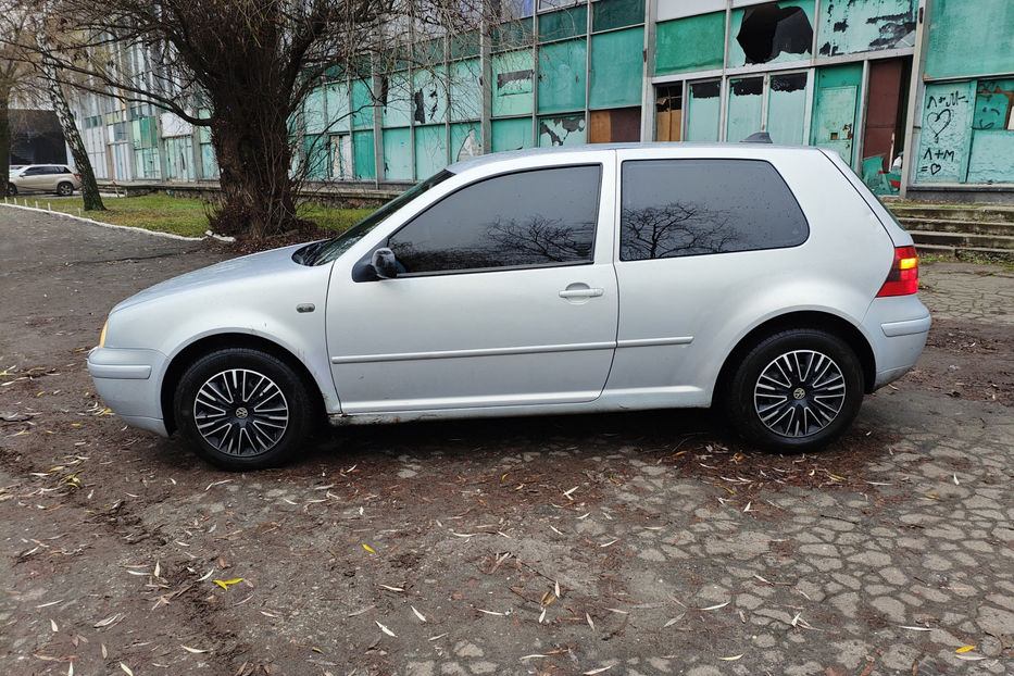 Продам Volkswagen Golf IV 1.8 МТ (125 к.с.) 1999 года в Киеве