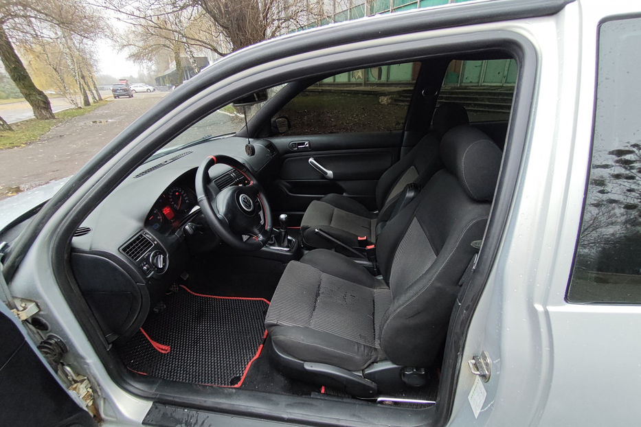 Продам Volkswagen Golf IV 1.8 МТ (125 к.с.) 1999 года в Киеве