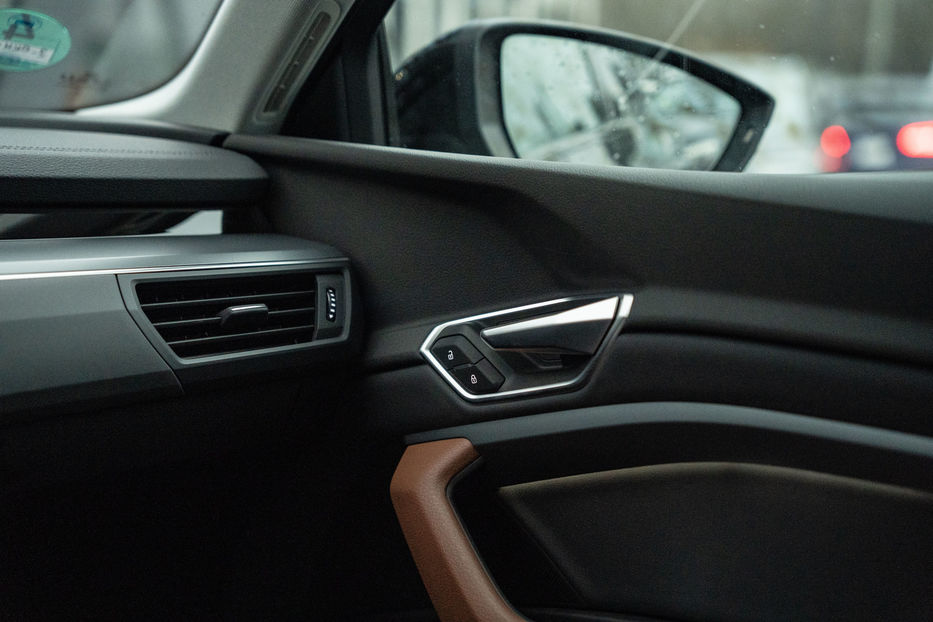 Продам Audi E-Tron Sportback 2022 года в Черновцах