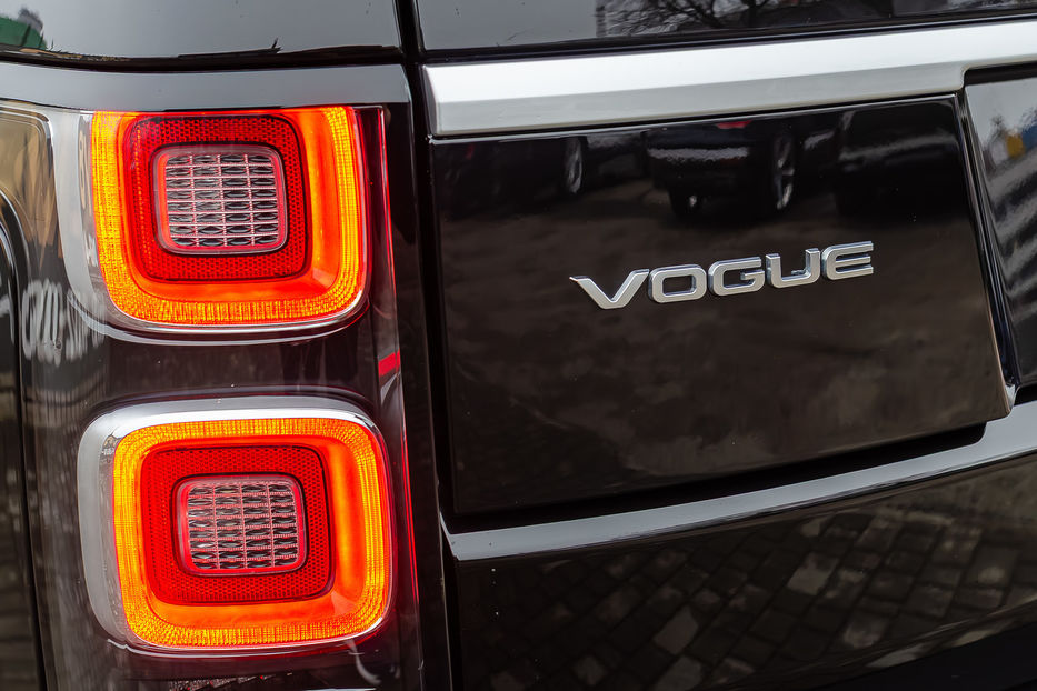 Продам Land Rover Range Rover VOGUE 3.0TDI 2018 года в Киеве