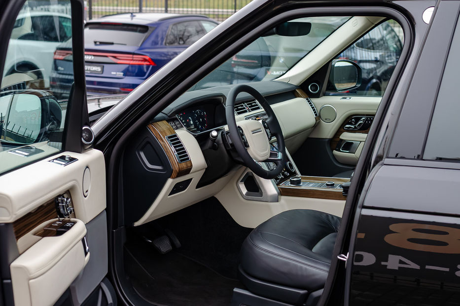 Продам Land Rover Range Rover VOGUE 3.0TDI 2018 года в Киеве