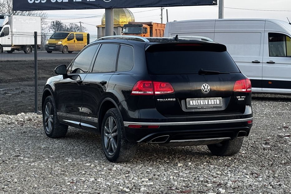 Продам Volkswagen Touareg R-line 2015 года в Львове