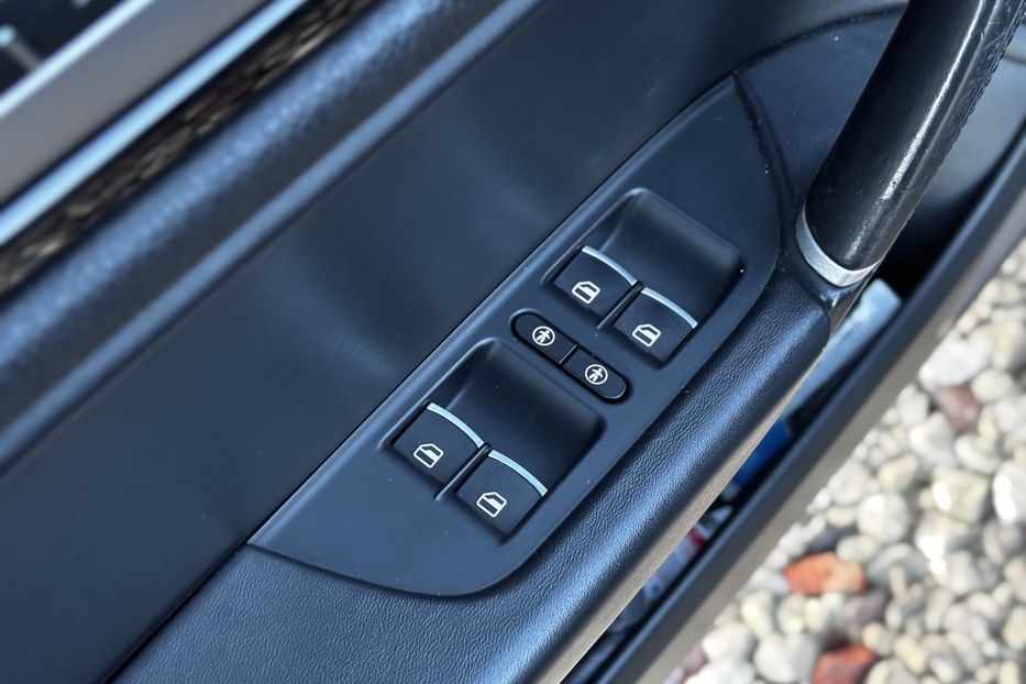 Продам Volkswagen Touareg R-line 2015 года в Львове