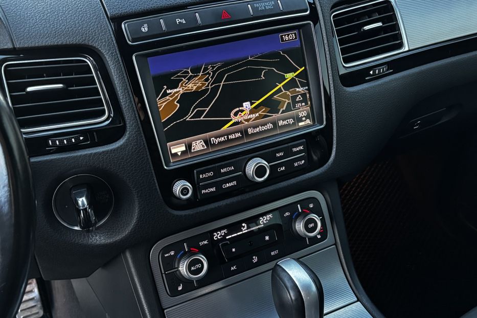 Продам Volkswagen Touareg R-line 2015 года в Львове