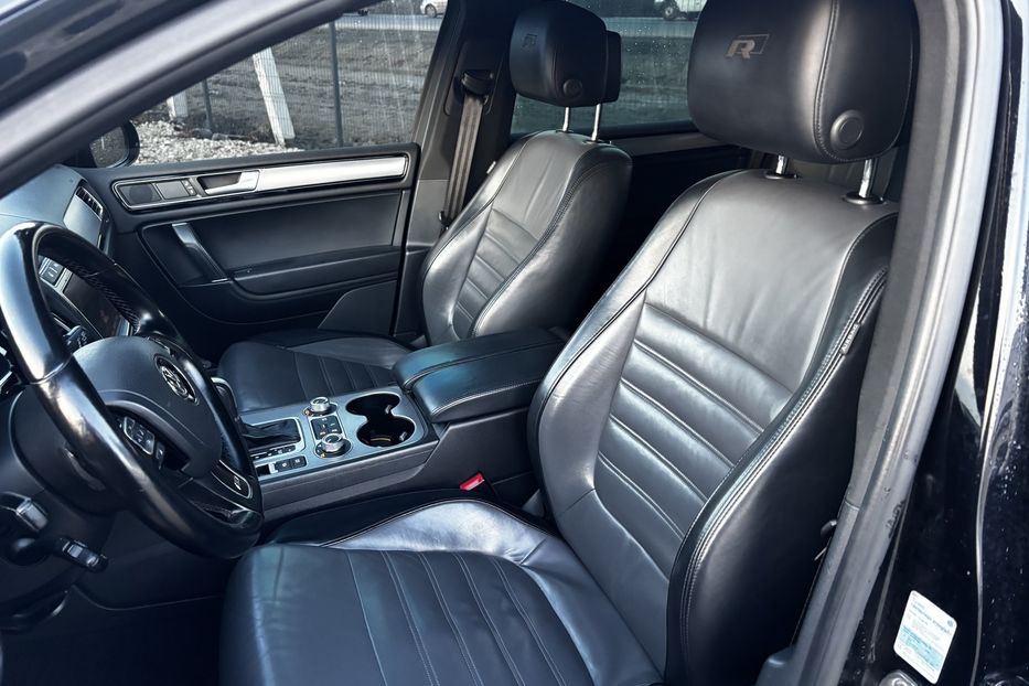 Продам Volkswagen Touareg R-line 2015 года в Львове