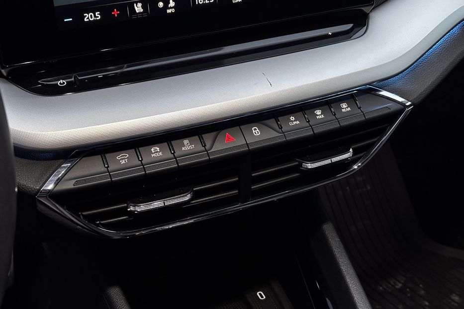 Продам Skoda Octavia A8 2020 года в Львове