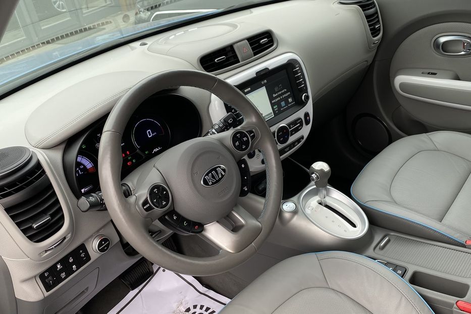 Продам Kia Soul 2018 года в Луцке