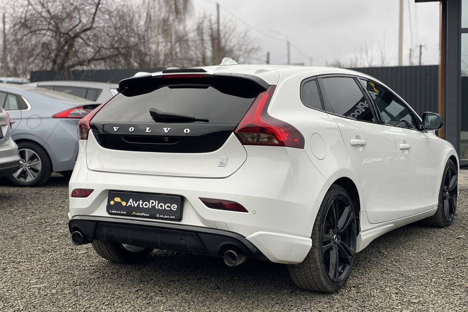 Продам Volvo V40 RDesign Carbon Edition 2015 года в Луцке