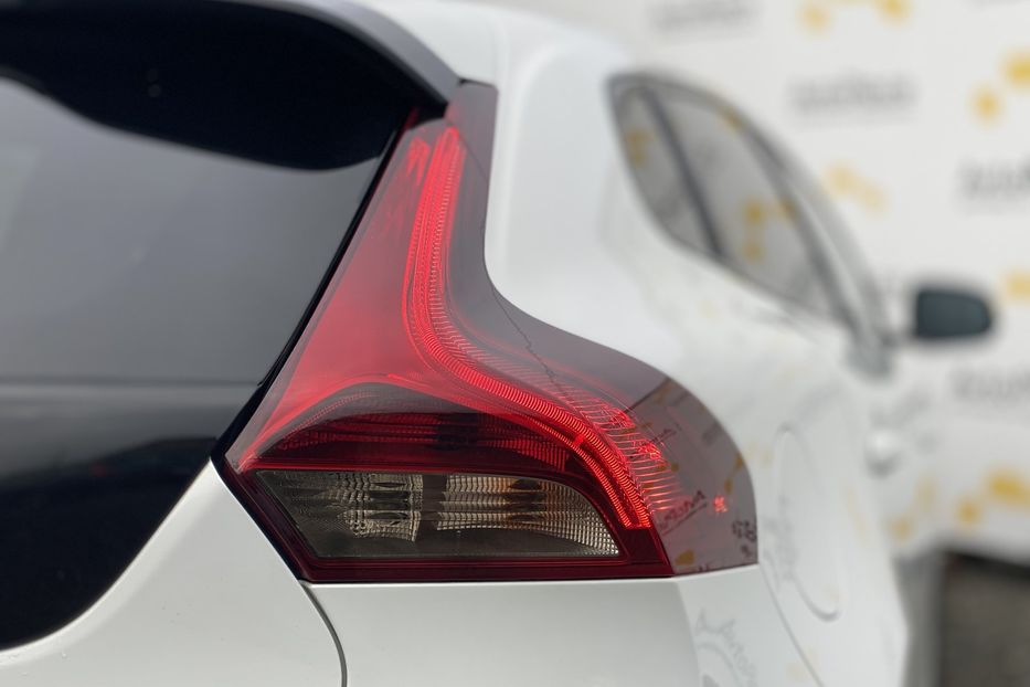 Продам Volvo V40 RDesign Carbon Edition 2015 года в Луцке