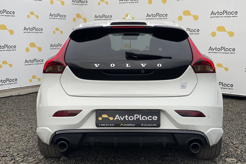 Продам Volvo V40 RDesign Carbon Edition 2015 года в Луцке