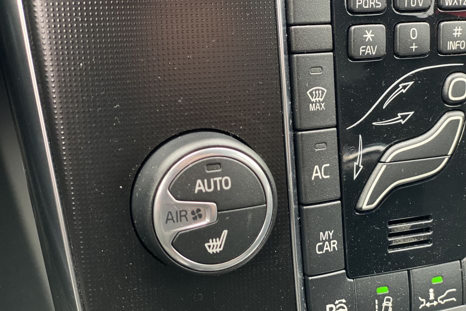 Продам Volvo V40 RDesign Carbon Edition 2015 года в Луцке