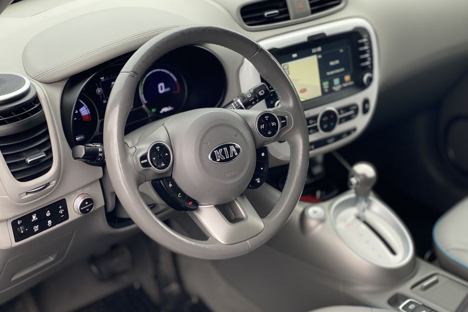 Продам Kia Soul 2015 года в Луцке