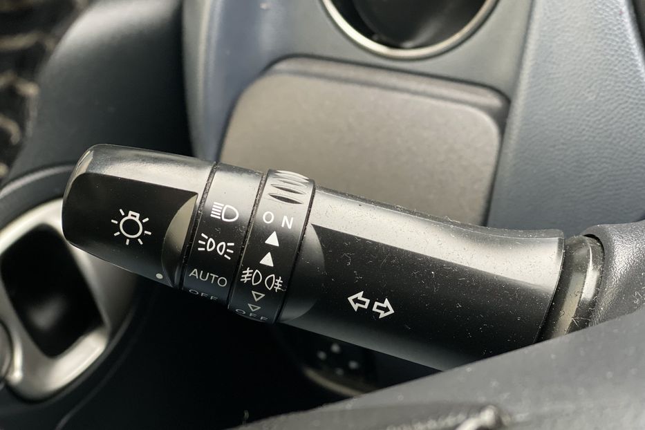 Продам Peugeot iOn 2015 года в Луцке