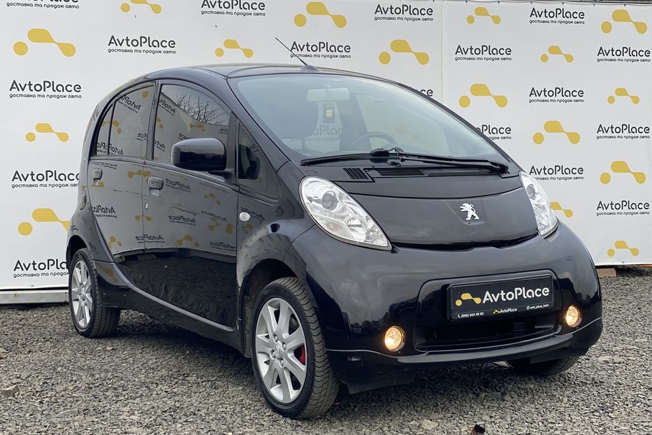 Продам Peugeot iOn 2015 года в Луцке