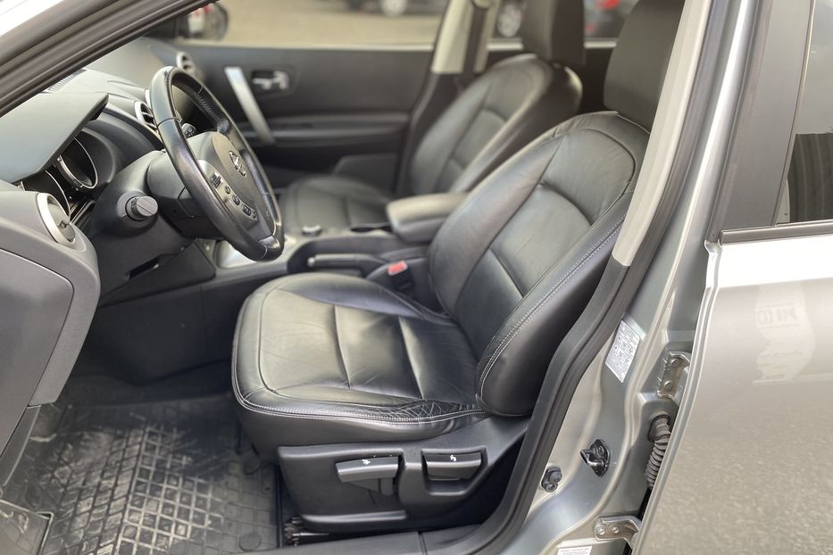 Продам Nissan Qashqai+2 2009 года в Луцке