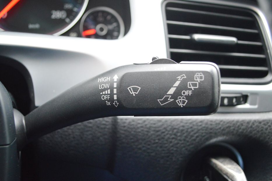 Продам Volkswagen Touareg 2013 года в Одессе