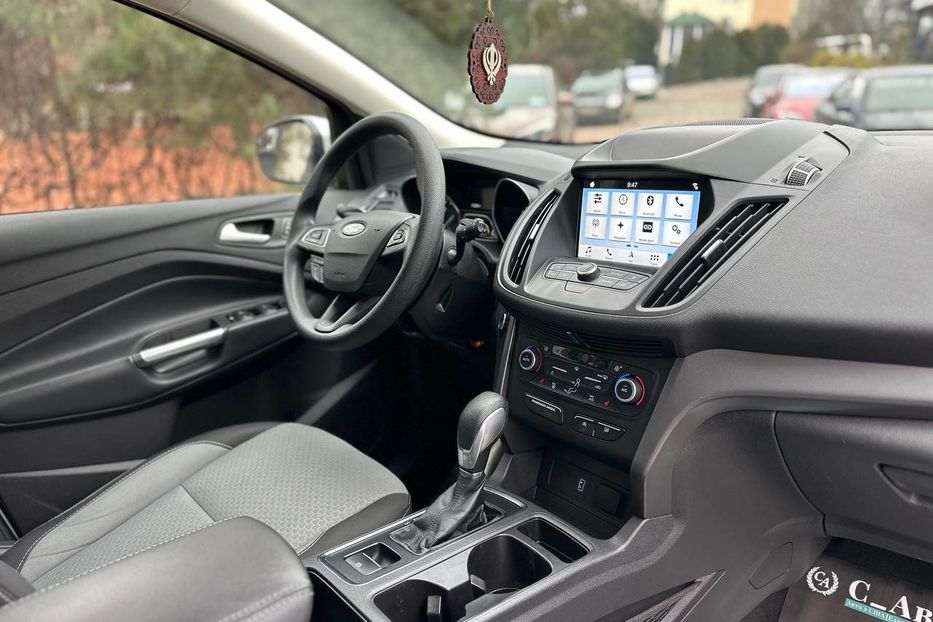 Продам Ford Escape 2019 года в Черновцах