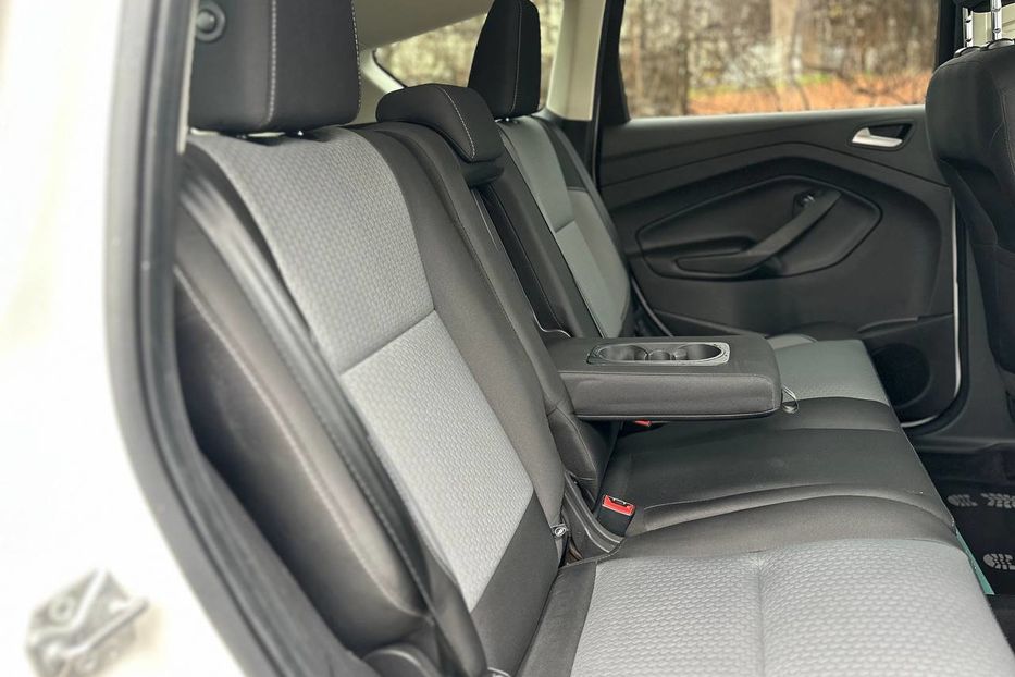 Продам Ford Escape 2019 года в Черновцах